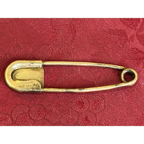 Vintage Risdon Blue Star Giant Safety Pin Key Tag 4" x 1" Brass - Picture 3 of 6